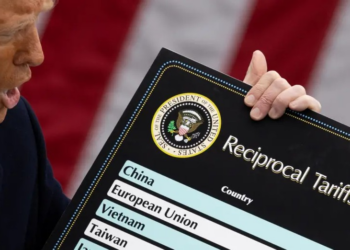 Trump diz acreditar que China 'vai aceitar um acordo em algum momento' para reverter tarifas de 104%