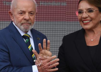 Lula chama de arbitrárias tarifas de Trump: 'Desestabilizam economia'