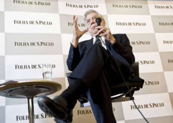 Mario Vargas Llosa falou à Folha em 2010 sobre Nobel e escritores brasileiros