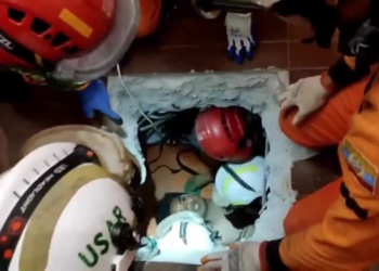 VÍDEO: homem é resgatado dos escombros em Mianmar mais de 100 horas após terremoto