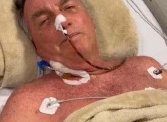 Cirurgia de Bolsonaro para reconstrução de parede abdominal já dura 6 horas