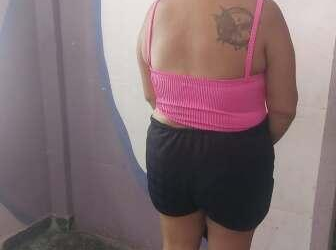 Mulher diz que jogou bebê recém-nascida no lixo porque não tinha condições de criar