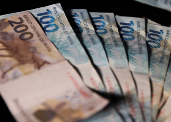 Imposto de Renda 2025: Receita Federal já recebeu mais de 12 milhões de declarações