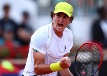 João Fonseca encara número 31 do mundo na estreia em Roland Garros