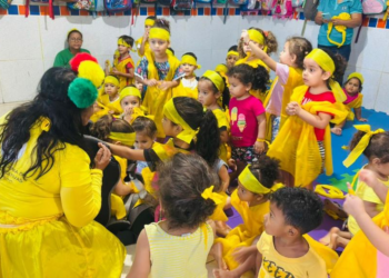 Detran leva informações de forma lúdica para crianças de unidade escolar em Cuiabá