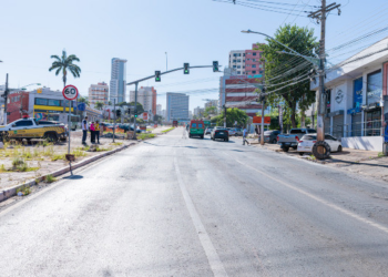 Trecho da Avenida do CPA funcionará com meia pista por oito dias