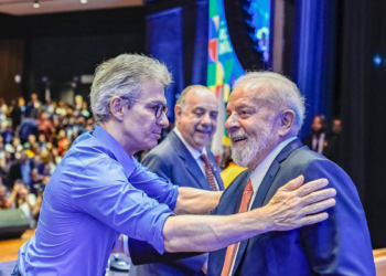 Zema critica sigilo de Lula, mas mantém em segredo benefícios fiscais de seu governo