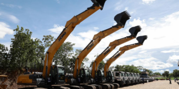 Maior da América Latina: primeiras peças da roda-gigante do Parque Novo Mato Grosso chegam a Cuiabá