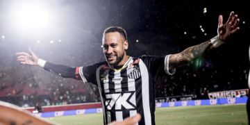 Santos quebra jejum, vence o Vitória e ganha fôlego no Brasileirão