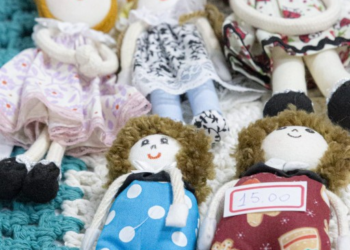 ALMT recebe feira de artesãs da Feira Cultural Artesanato na Praça