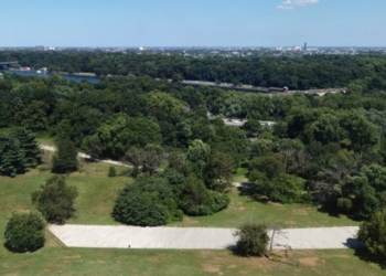 Tiroteio nos EUA deixa 2 mortos em parque na Filadélfia, diz TV