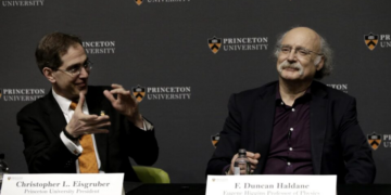 “Não podemos contratar brancos”: professor abre o jogo sobre discriminação em universidade americana de elite