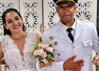 Mãe diz que filha foi torturada antes de ser morta por PM: "Eu não reconheci ela no caixão"