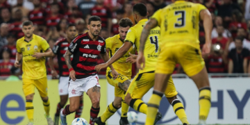 No sufoco: Flamengo avança às oitavas da Libertadores, mas classifica em 2º lugar