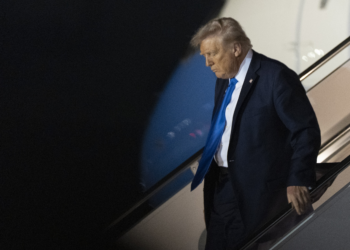 Trump autoriza tarifa de 100% para filmes estrangeiros