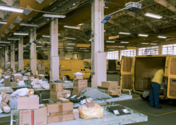 Após prejuízo de R$ 2,6 bilhões, Correios divulgam plano para cortar R$ 1,5 bi em despesas