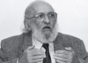 Freire, Marx e Foucault não saem do topo da lista de autores mais citados no Brasil 