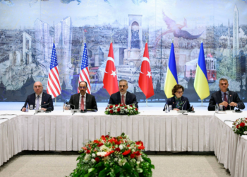 Encontro entre Putin e Trump é necessário, diz Rússia em meio a conversas com Ucrânia na Turquia