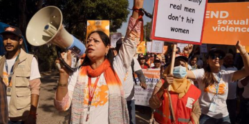 Metade das organizações que ajudam mulheres pode fechar em seis meses