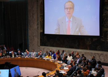 Ataque a usina iraniana pode causar desastre nuclear, diz AIEA