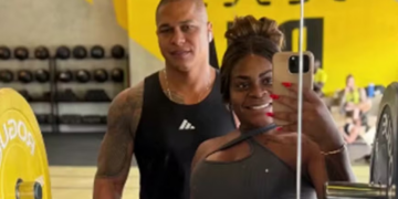 Jojo Todynho exibe cinturinha fina em treino com namorado: ‘Look ‘a vácuo’
