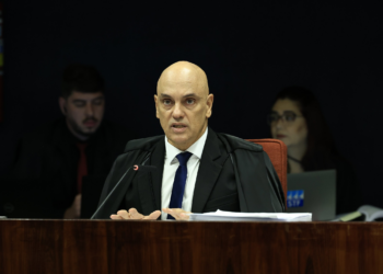 Lei que Trump ameaça usar contra Moraes só foi aplicada em casos de 'ditaduras repressivas', diz especialista