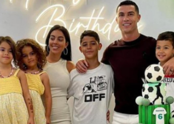 Gêmeos de Cristiano Ronaldo ganham festa de aniversário na mansão: ‘8 anos deles’