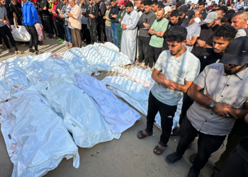 27 palestinos morrem por tiros perto de local de ajuda em Gaza; ONU pede investigação