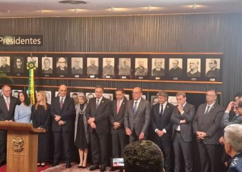 Moraes: País defenderá democracia de inimigos 'nacionais e internacionais'