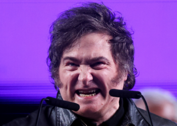 Justiça da Argentina decide que decreto de Milei que limitava direito a greve é inconstitucional