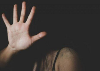 Tarado ataca e estupra mulher em milharal