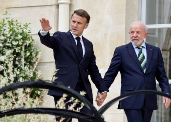 França anuncia isenção de visto para brasileiros entrarem na Guiana Francesa