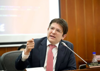 Arma utilizada em ataque a pré-candidato à presidência da Colômbia foi comprada nos EUA, diz chefe da polícia