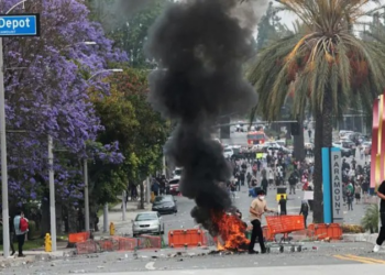 Como um rumor de batida contra imigrantes em loja fez eclodir protestos em Los Angeles