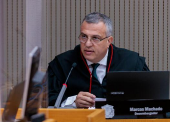 Desembargador se declara suspeito em processo contra Roseli Barbosa