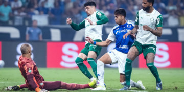 Palmeiras perde invencibilidade como visitante em derrota para Cruzeiro