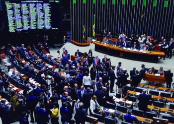 Câmara aprova mudanças na regularização fundiária em fronteiras