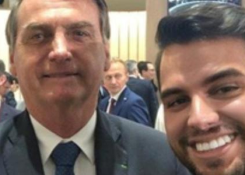 Filipe Martins pede que Instagram apresente dados de conta atribuída a Cid