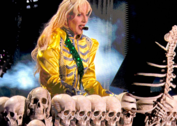 Serviços no Brasil crescem pelo 3º mês com impulso de Lady Gaga