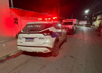 Bebê de dois meses se engasga com leite materno e morre