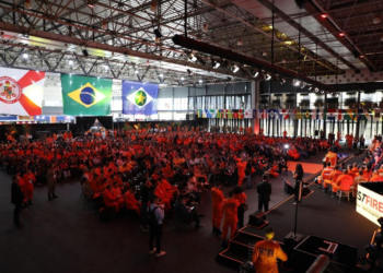 Especialistas internacionais compartilham experiências e discutem prevenção e combate a incêndios florestais no ForestFire 2025