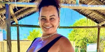 De maiô, Solange Couto reflete sobre cuidados: ‘Não deixe de se olhar’