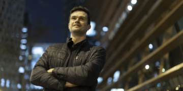 O engenheiro que está salvando milhares de bebês com incubadoras de baixo custo