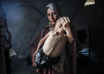 Reino Unido anuncia plano para retirar crianças feridas de Gaza e reforçar envio de ajuda humanitária