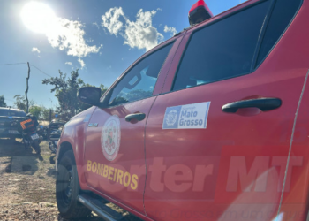 VÍDEO – Homem fica com ciúme da esposa e ateia fogo na residência do casal