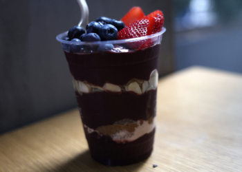 Açaí brasileiro pode virar alimento de luxo nos EUA com tarifaço de Trump