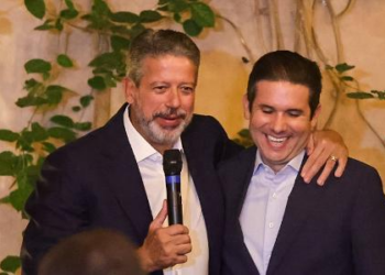 Deputados usam anisita após governo acionar STF, e Lira pede 'passo atrás'