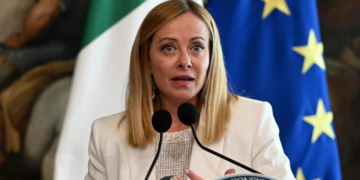 Itália de Giorgia Meloni diz não à OMS e à tecnocracia da saúde