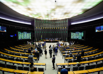 Evangélicos que apoiam o PL da Devastação esqueceram da Bíblia