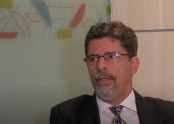 Especialista em estratégia prevê punição de Trump a mais ministros do STF